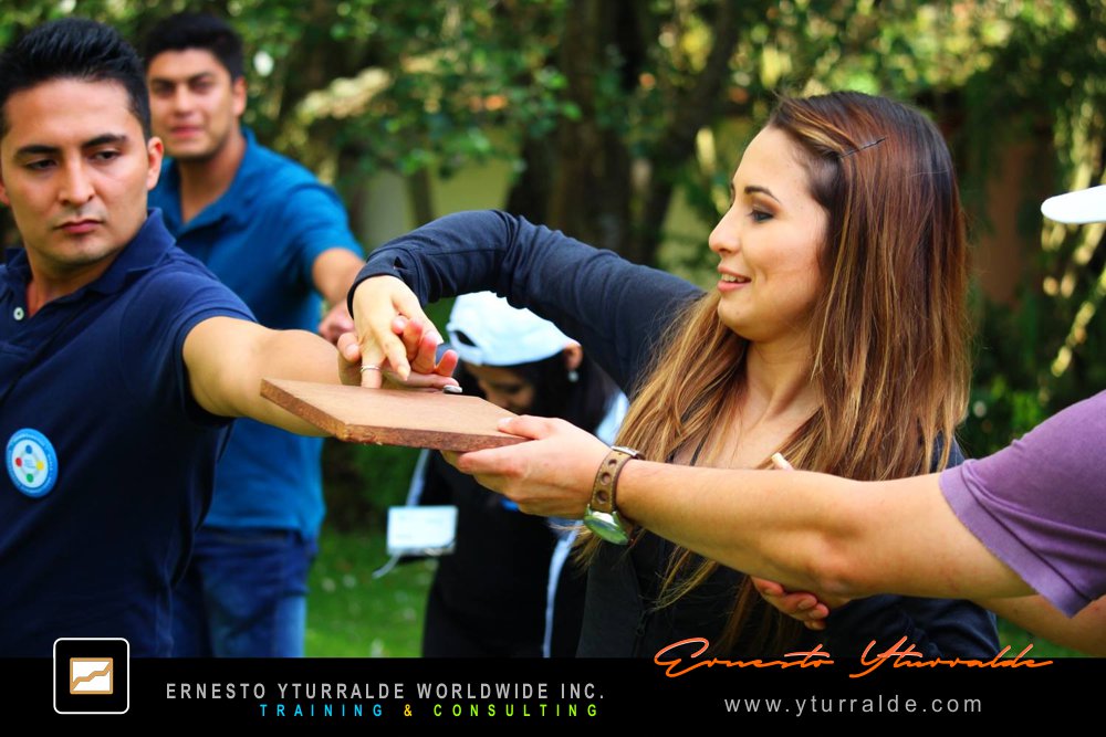 Team Building Institucional en LATAM para desarrollar equipos de trabajo